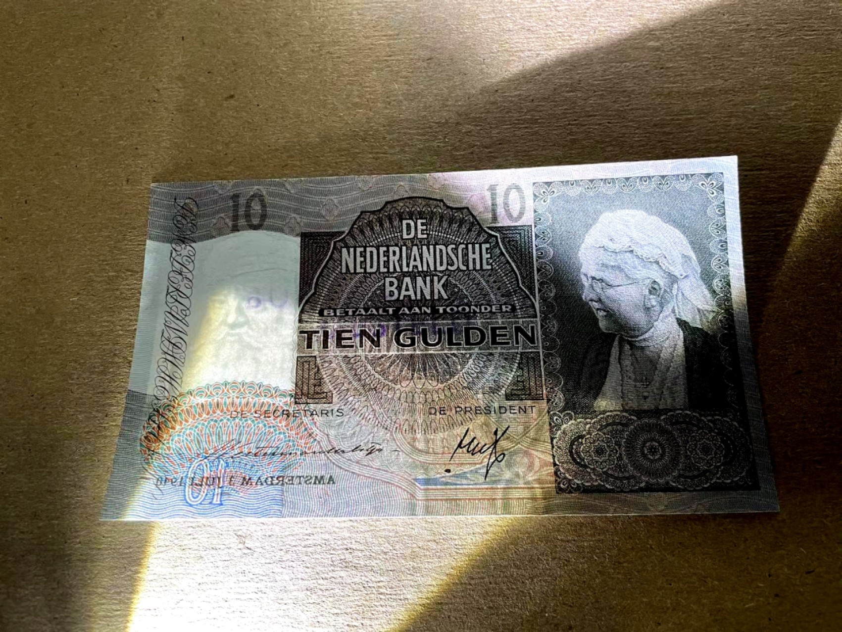 【Blue Auction】✨世界纸币精拍第214期 【精】 【少见品种】荷兰 1940年10盾 摄政王艾玛 AU品相 精美 好品少见 价值高