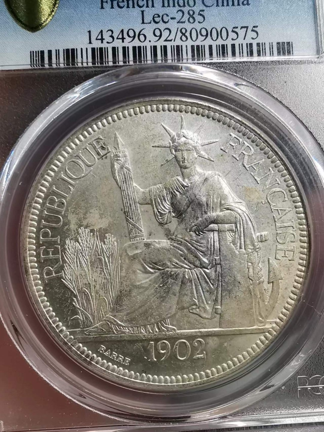 凡希社世界钱币微拍第二百零七期 荐！1902A法属印度支那皮亚斯特大银PCGS-UNCD底板一流实物绝佳！