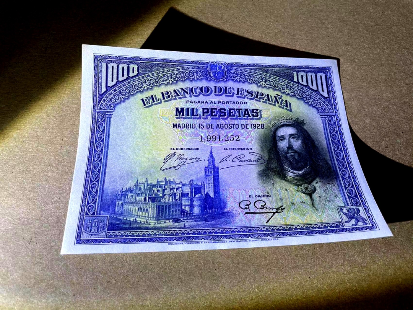 【Blue Auction】✨世界纸币精拍第214期 【精】 【无47】西班牙 1928年1000比塞塔 最高值 大方块 雕刻精美 凹凸感好 全新UNC