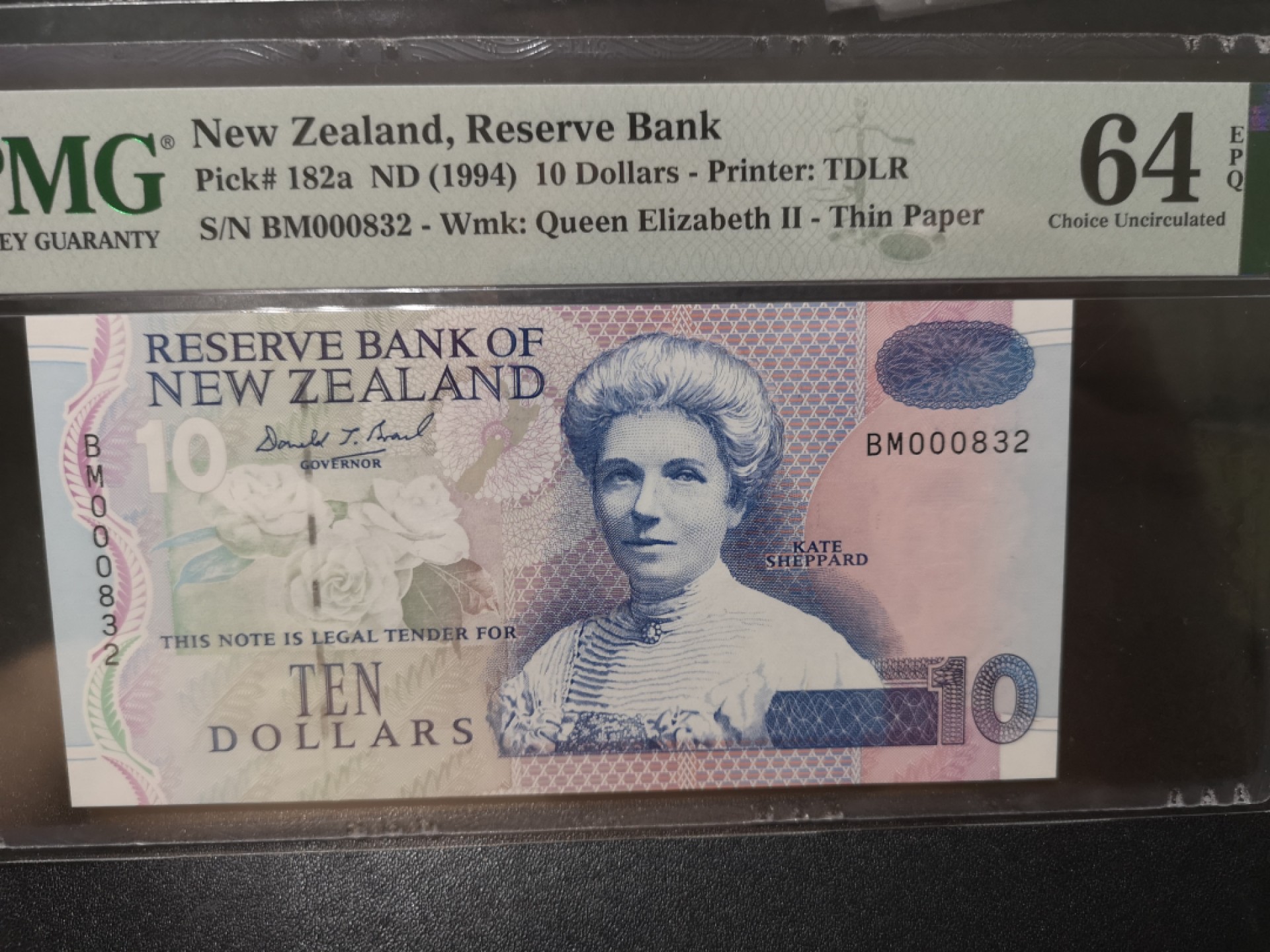 《外钞收藏家》第一百九十五期 新西兰20、10、5三张 百位832 全同号 一起 分数如图