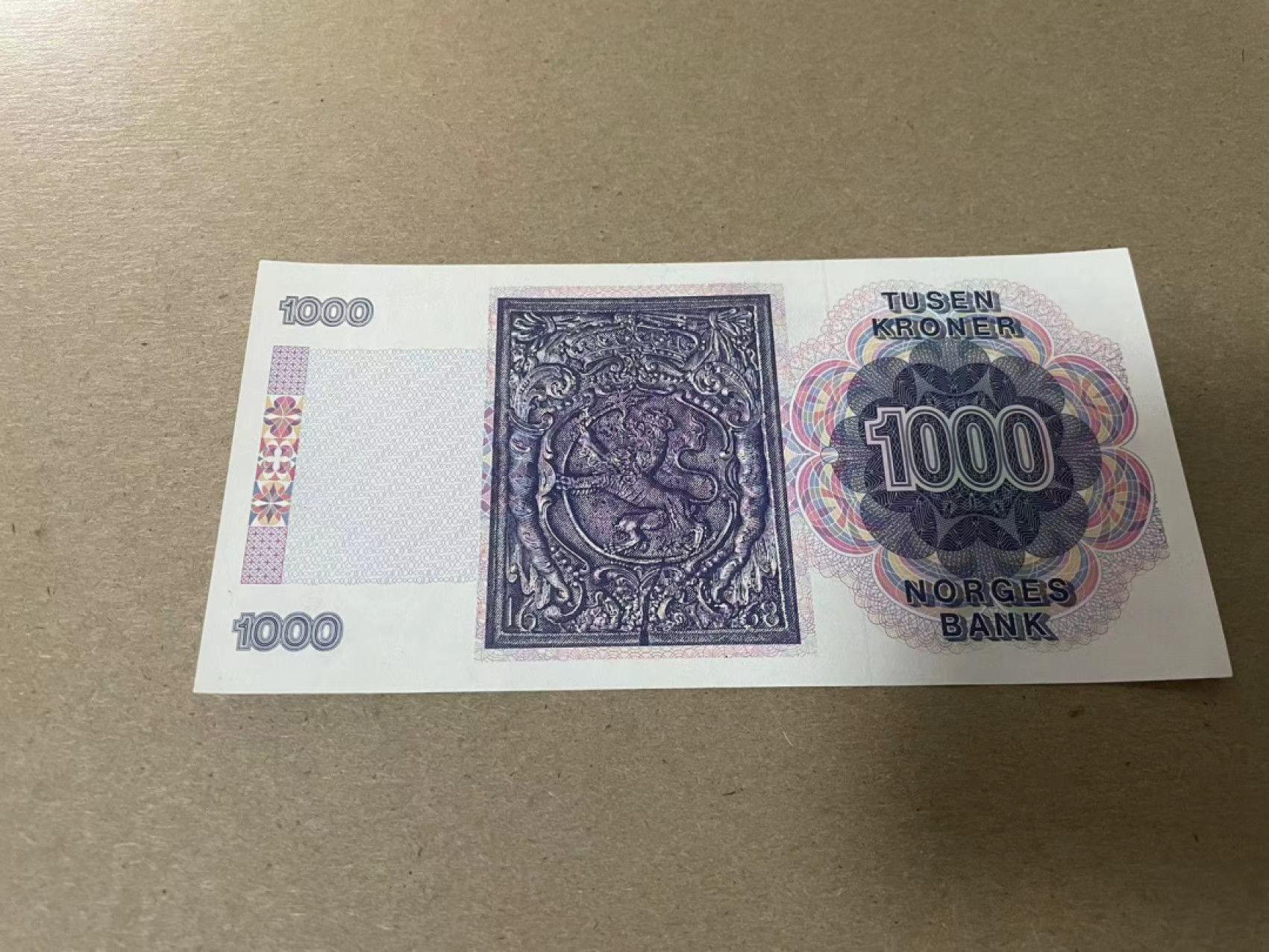 【Blue Auction】✨世界纸币精拍第214期 【精】 【无47】挪威 1989年1000克朗 AU品相 