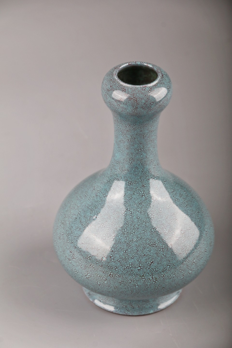 宝星-中国历代徽章、钱币杂项专场 清 炉钧釉蒜头瓶-瓷器-H:16.5cm-