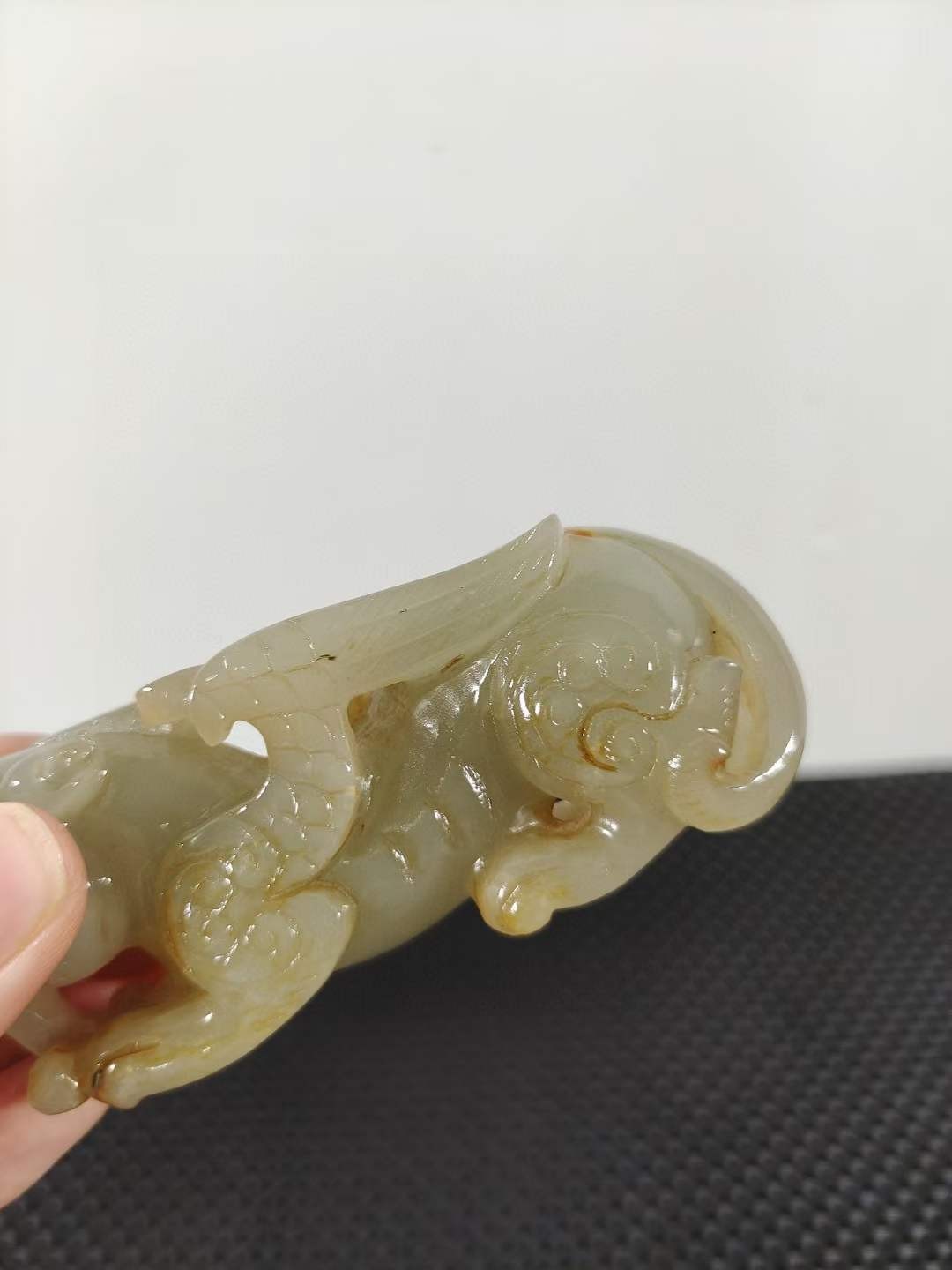 和田玉瑞兽摆件