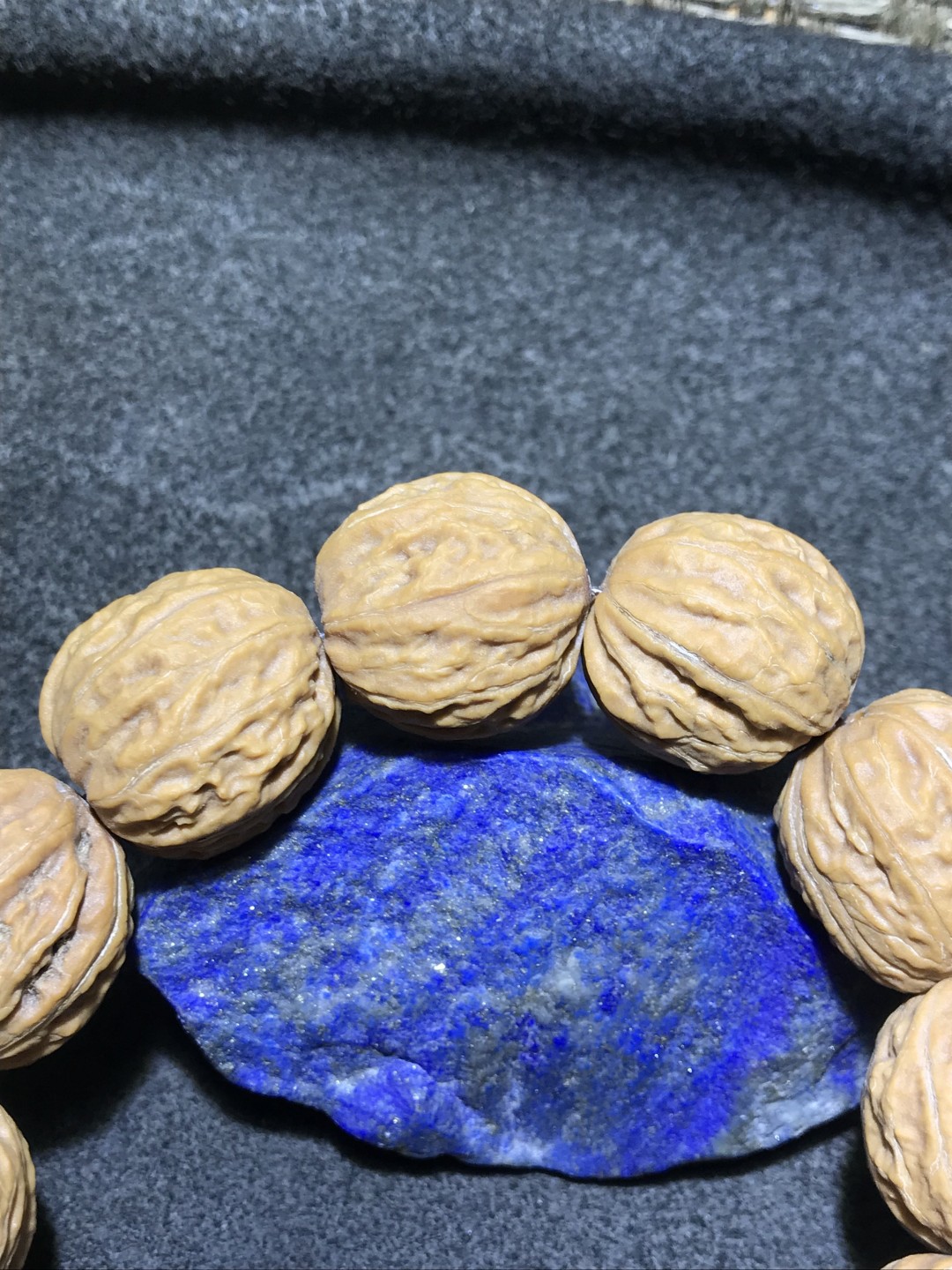 收藏级 纯野生 超级鲜肉 粗筋 粗棱 爆肉 闷墩 野生核桃手串一条！