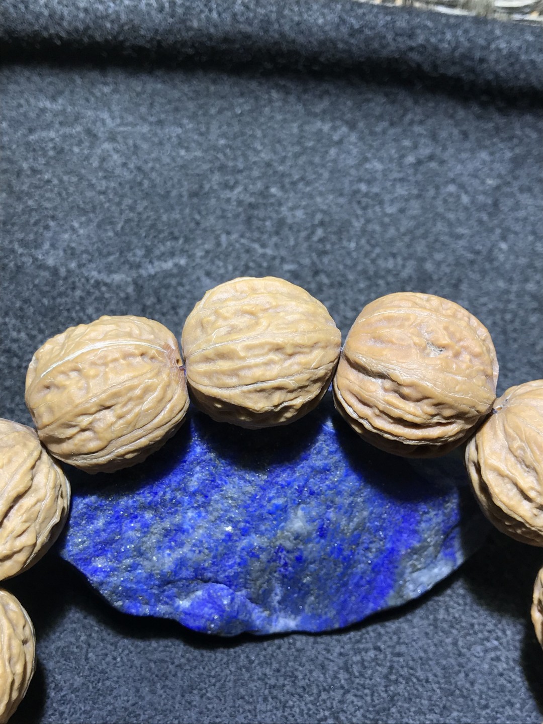 收藏级 纯野生 超级鲜肉 粗筋 粗棱 爆肉 闷墩 野生核桃手串一条！