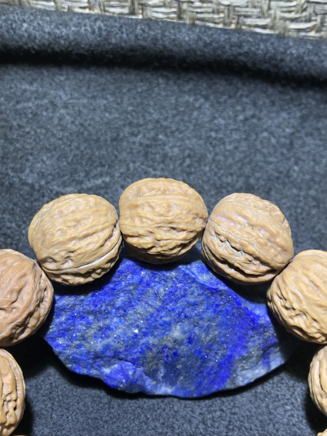 收藏级 纯野生 超级鲜肉 粗筋 粗棱 爆肉 闷墩 野生核桃手串一条！