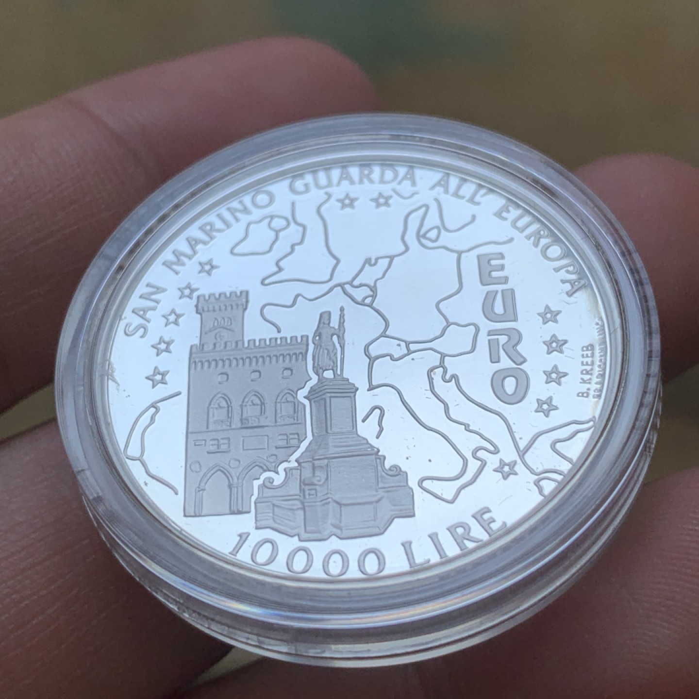 《竞宝斋》第85场-本周日，周一2场连拍（全场不限金额包邮） 原盒证书 圣马力诺1996年 纪念欧洲 10000里拉 精制大银币 22克 835银