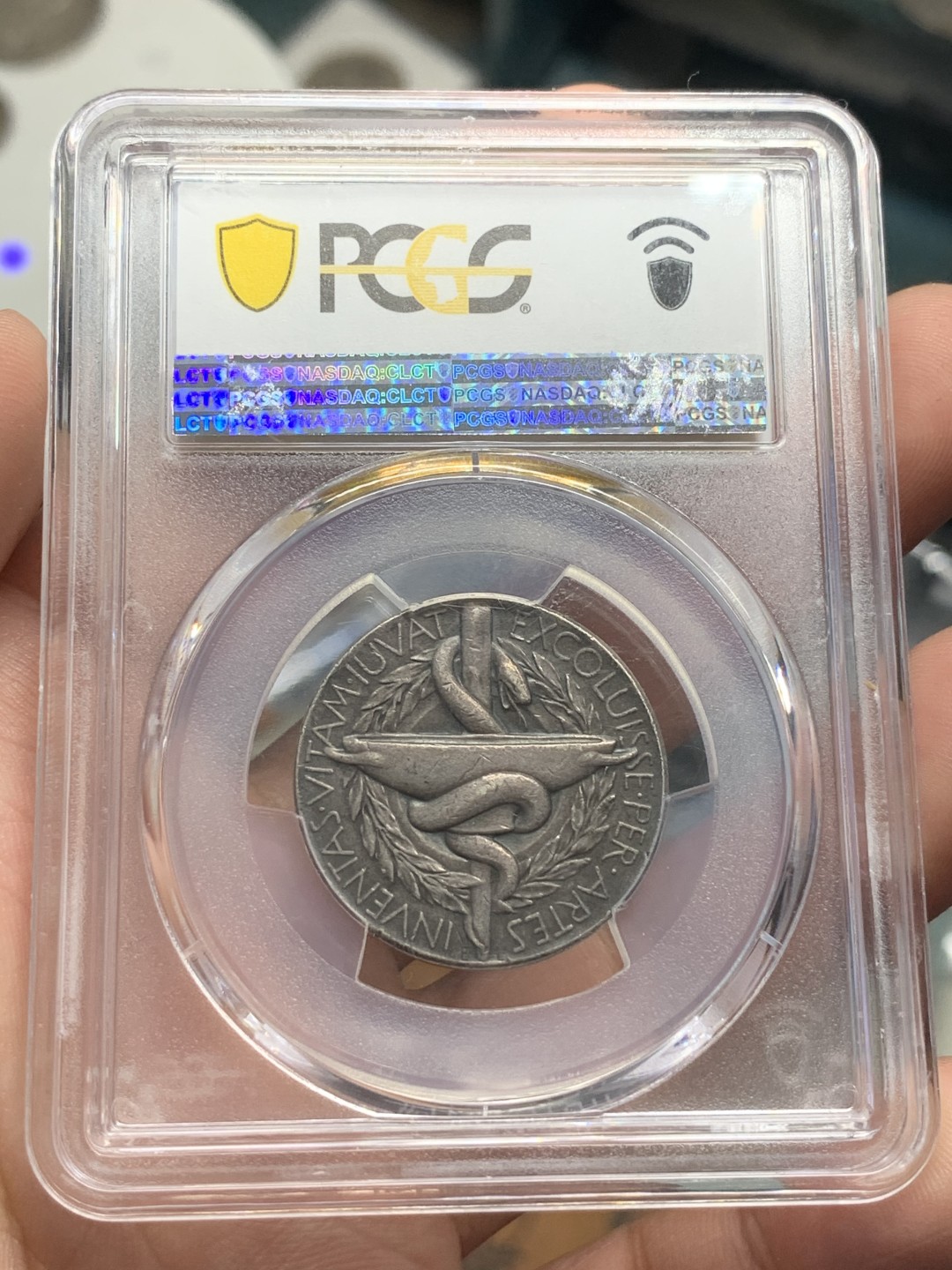 《竞宝斋》第85场-本周日，周一2场连拍（全场不限金额包邮） PCGS SP55 瑞典诺贝尔医学奖提名委员会纪念银章，这是最早的版本使用于首届1901到1913年年间，黑灰色包浆味道一流