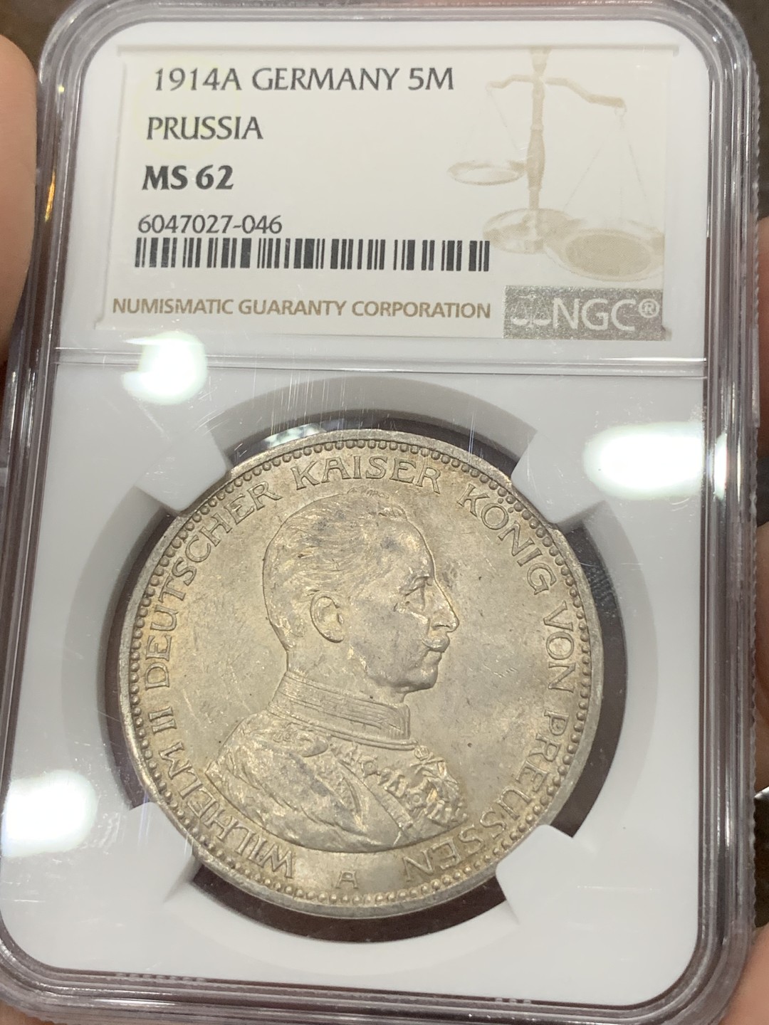 《竞宝斋》第85场-本周日，周一2场连拍（全场不限金额包邮） NGC MS62 德国普鲁士1914年威廉二世军装5马克大银币