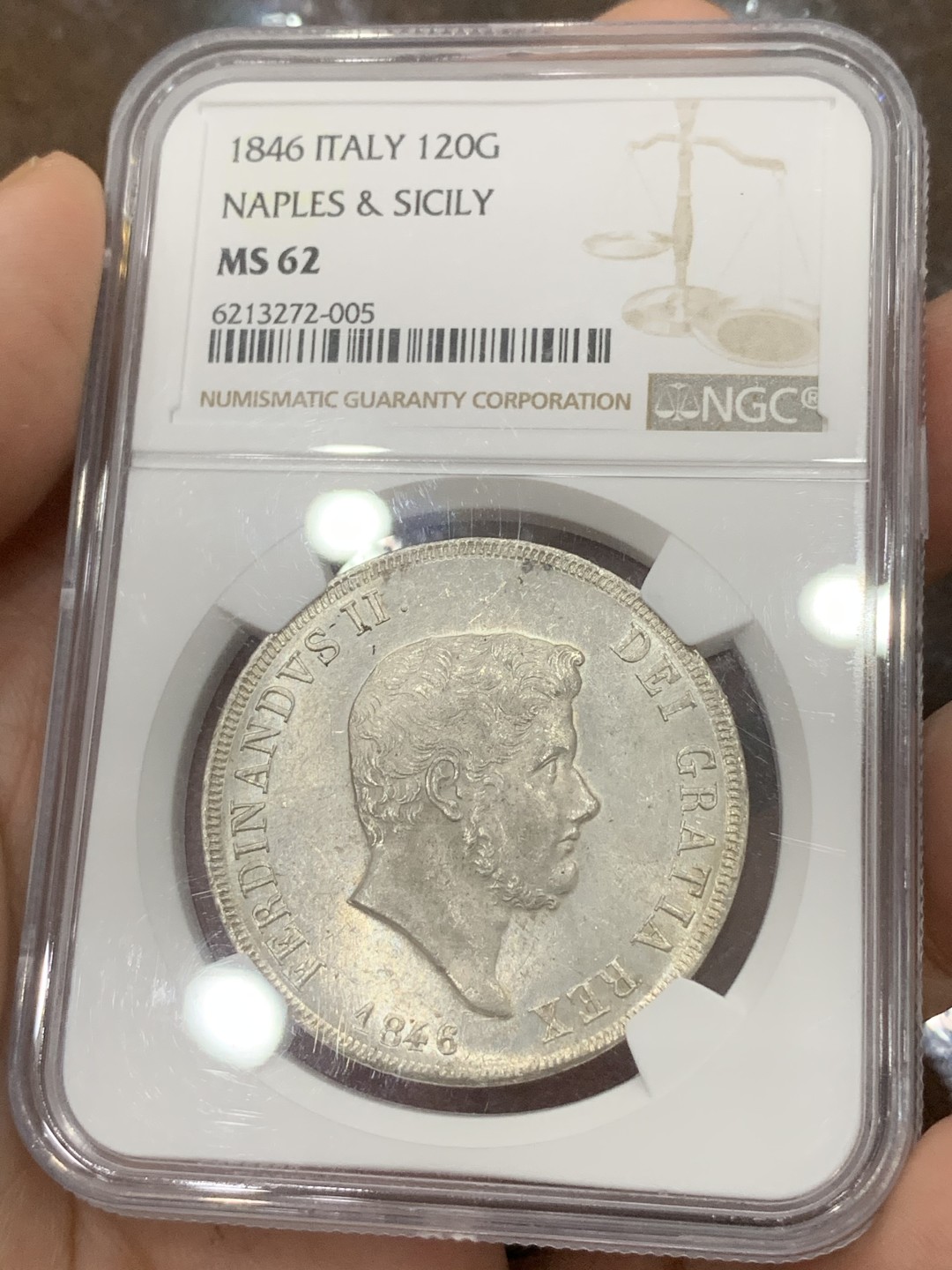 《竞宝斋》第85场-本周日，周一2场连拍（全场不限金额包邮） NGC-MS62 第二名 意大利那不勒斯1846年青年头120G，稀少版本，季军分。原银光很漂亮，边铭深打，无弱打少减重痕，状态极佳，比老年头少很多！