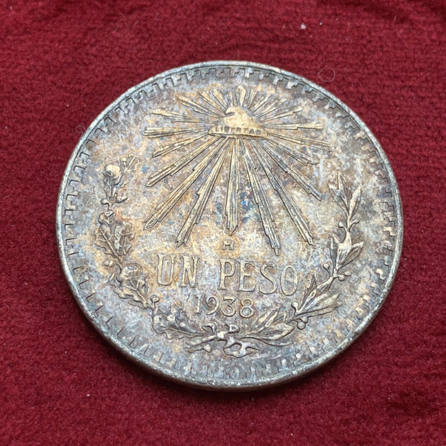 《竞宝斋》第85场-本周日，周一2场连拍（全场不限金额包邮） 墨西哥 1938年 1比索 鹰洋 银币 深彩包浆