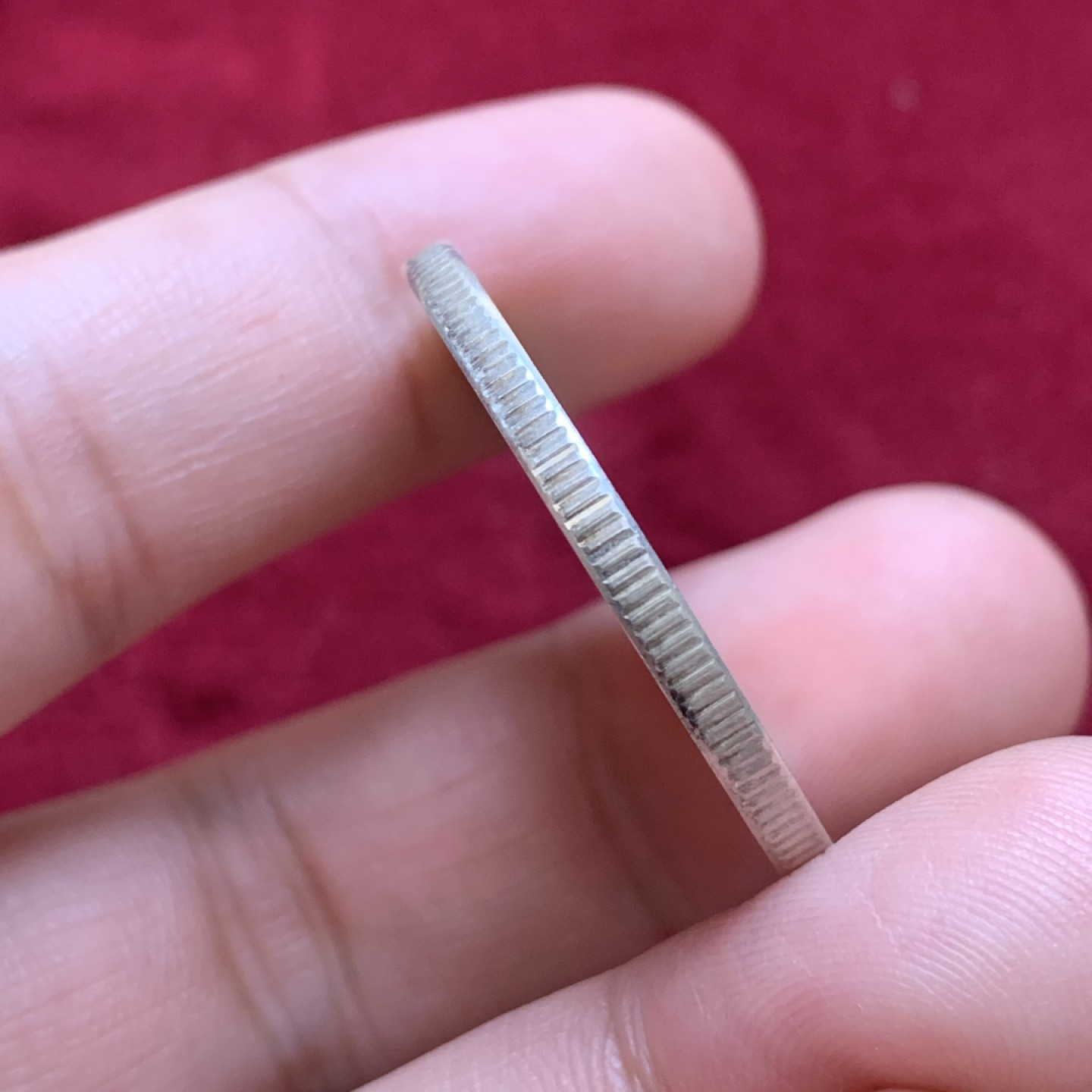 《竞宝斋》第85场-本周日，周一2场连拍（全场不限金额包邮） 淡五彩 中国台湾 蒋公九秩纪念银章，高银，品相很好 