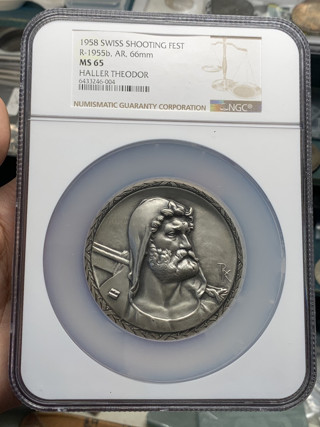 《竞宝斋》第85场-本周日，周一2场连拍（全场不限金额包邮） NGC-MS65 瑞士 1958年 射击银章 纪念英雄威廉超大66m152克加厚磨砂matte棱边工艺