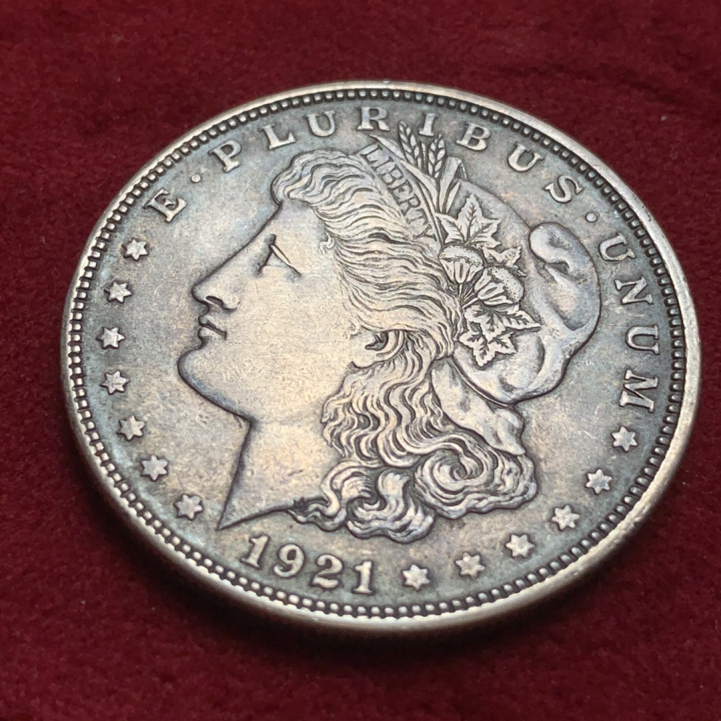 《竞宝斋》第85场-本周日，周一2场连拍（全场不限金额包邮） 美国 1921年 摩根一美元 银币 好品 包浆舒服