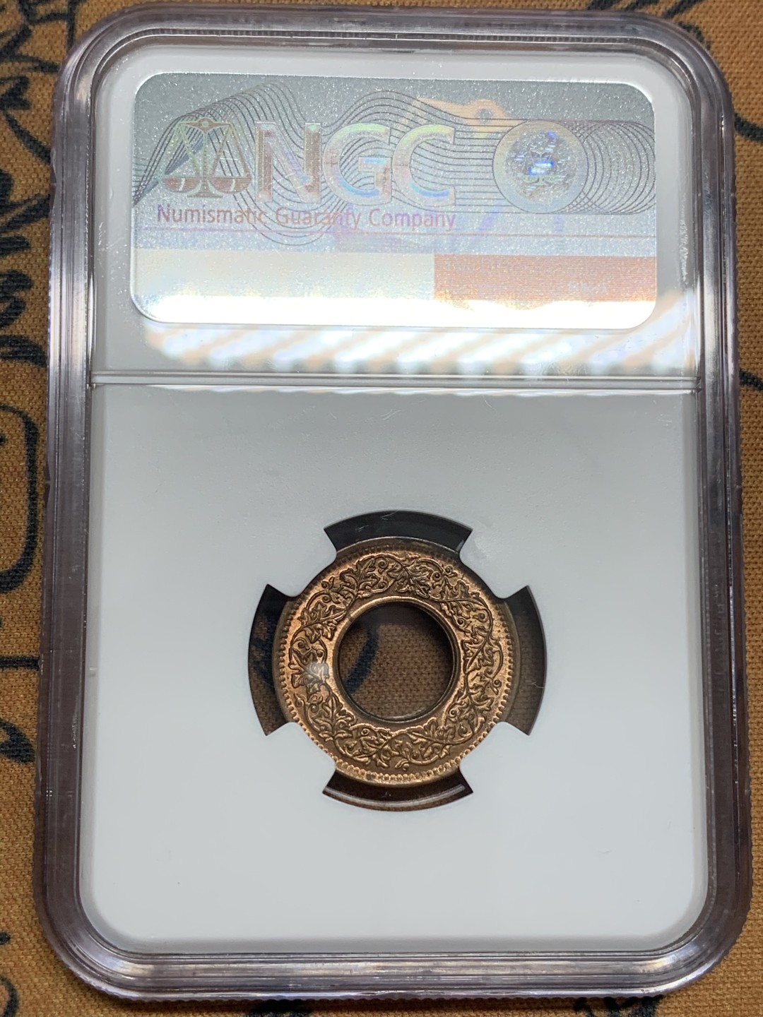 《竞宝斋》第85场-本周日，周一2场连拍（全场不限金额包邮） NGC MS65RB 英属印度1945年孟买厂1派沙铜币