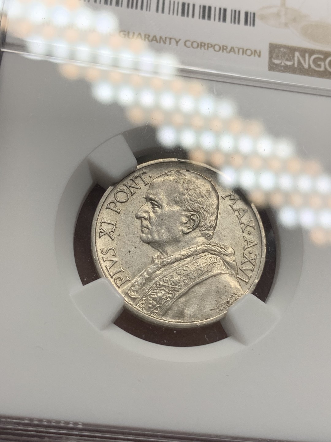 《竞宝斋》第85场-本周日，周一2场连拍（全场不限金额包邮） NGC AU55 梵蒂冈 1937年 5里拉 划船 银币 不多见的头像