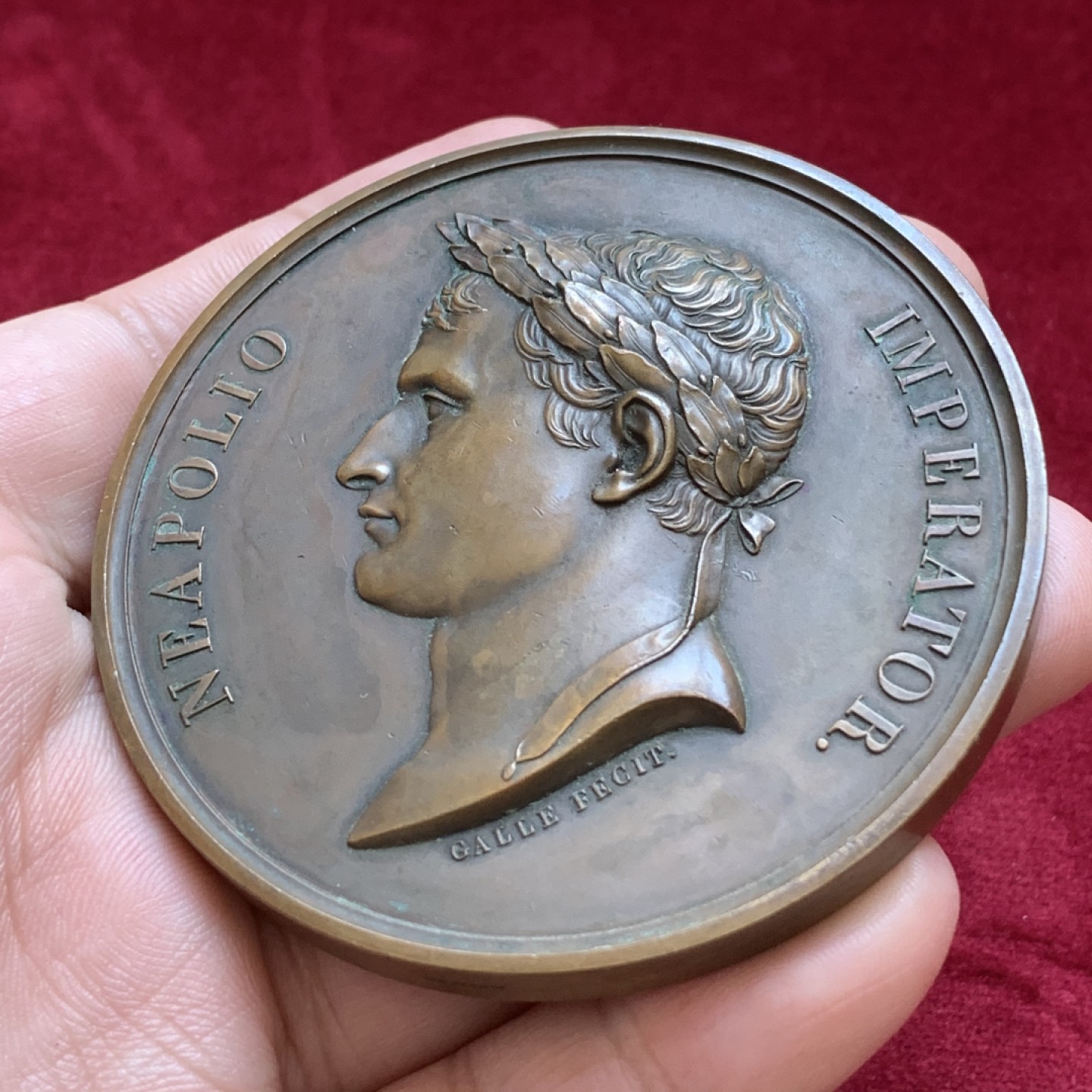 《竞宝斋》第85场-本周日，周一2场连拍（全场不限金额包邮） 法国拿破仑船首大铜章，直径68mm，重量161g，边铭丰饶角+BRONZE。