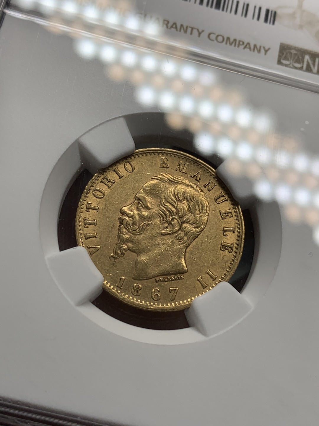 《竞宝斋》第85场-本周日，周一2场连拍（全场不限金额包邮） NGC-AU58 意大利 1867年 艾曼纽尔二世 20里拉金币 原光好品 少见品种 