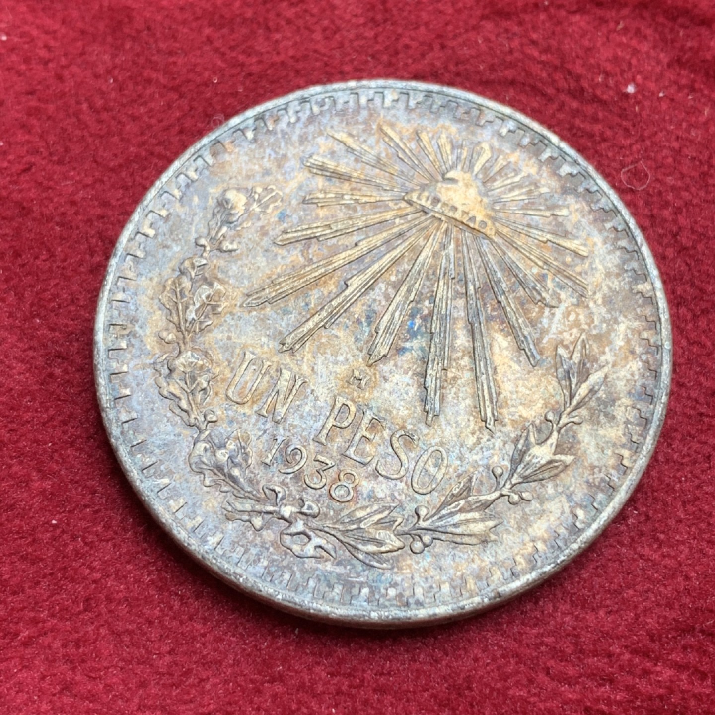 《竞宝斋》第85场-本周日，周一2场连拍（全场不限金额包邮） 墨西哥 1938年 1比索 鹰洋 银币 深彩包浆