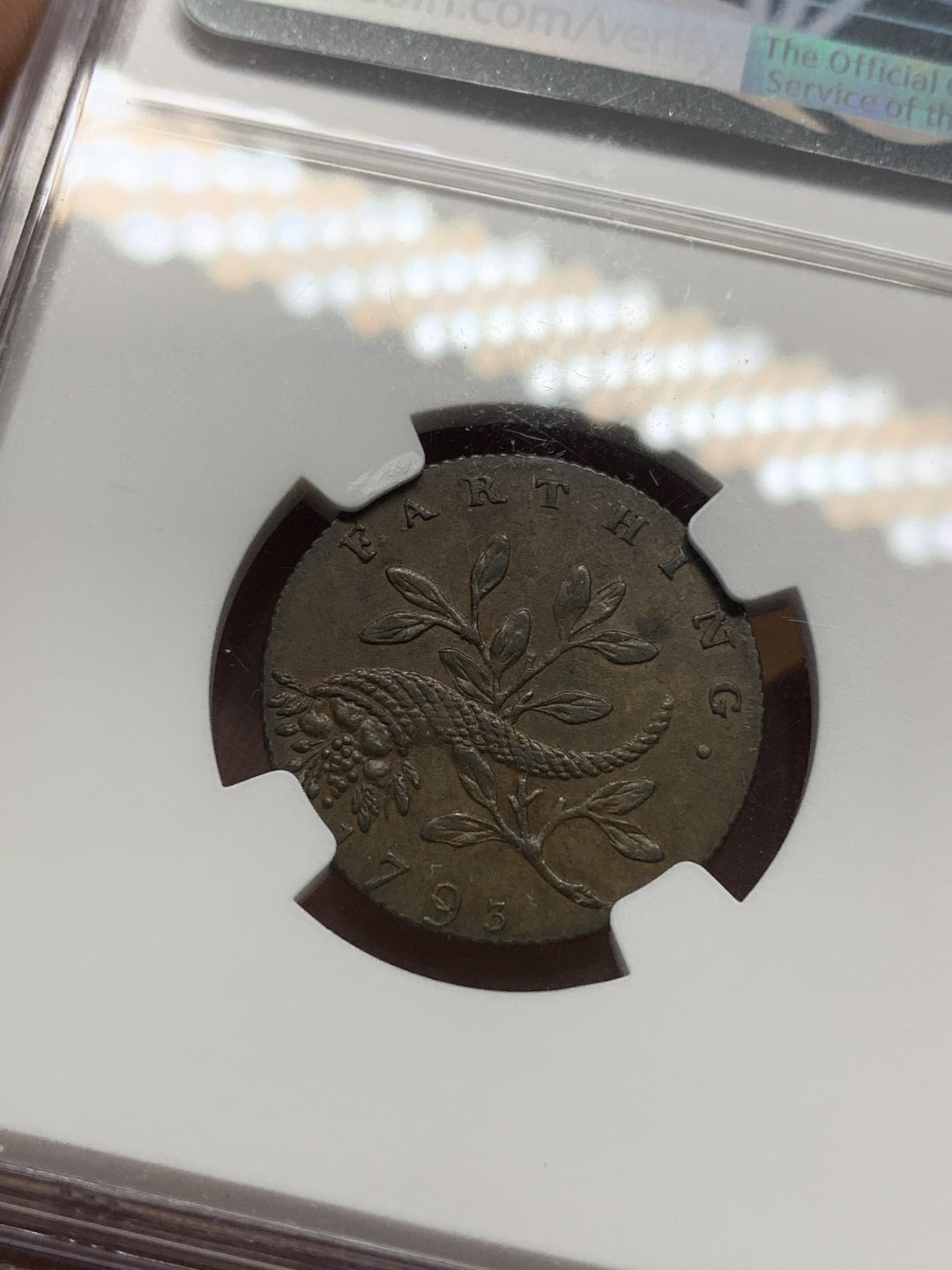 《竞宝斋》第85场-本周日，周一2场连拍（全场不限金额包邮） NGC-AU55 1793年英国1/4便士=1法新 铜代币  Newton 少见品