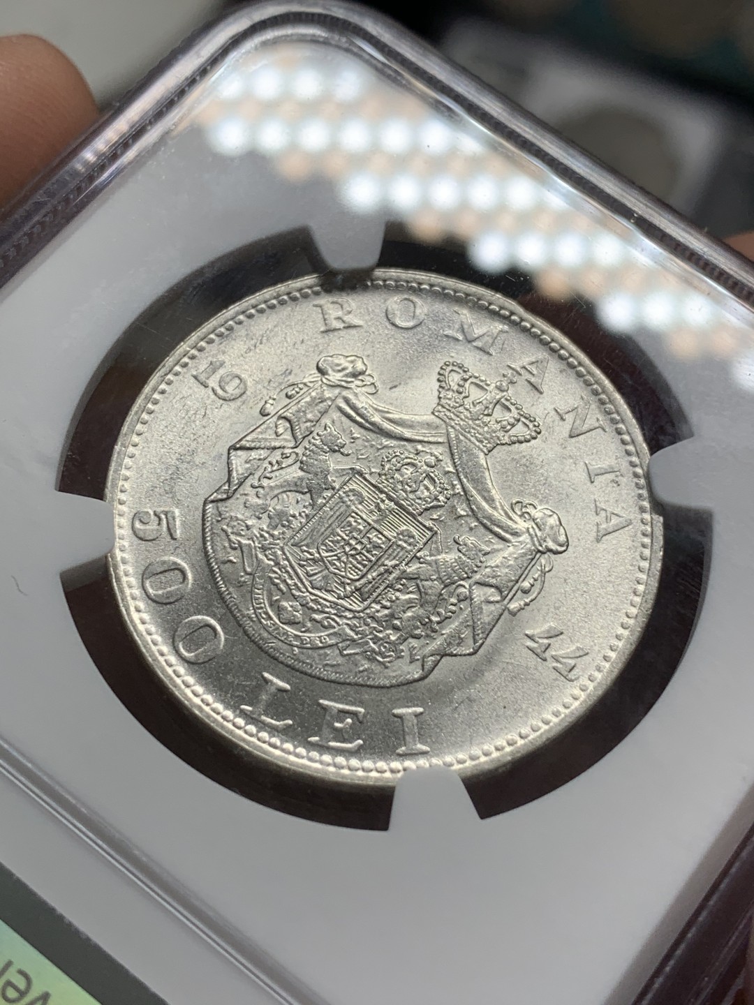 《竞宝斋》第85场-本周日，周一2场连拍（全场不限金额包邮） NGC-MS62 罗马尼亚 1944年 500列伊 银币 最近热门品种 有潜力