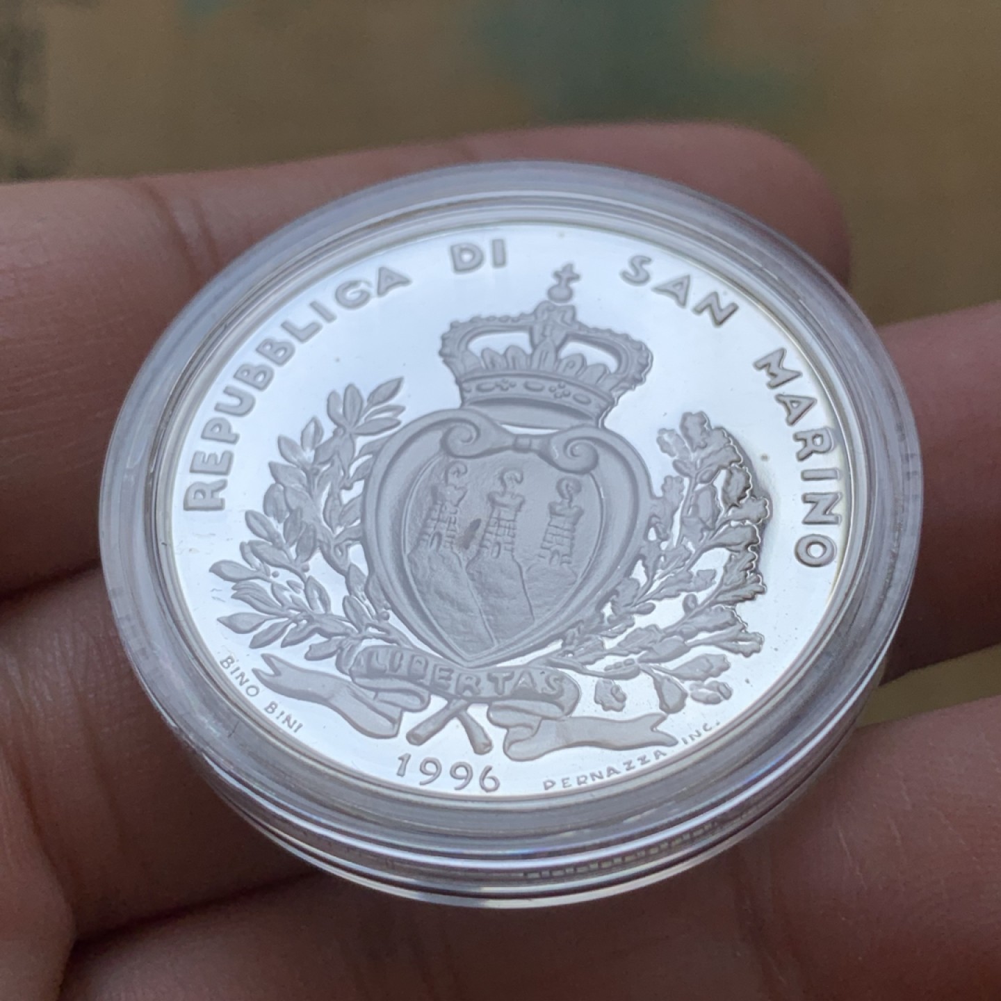 《竞宝斋》第85场-本周日，周一2场连拍（全场不限金额包邮） 原盒证书 圣马力诺1996年 纪念欧洲 10000里拉 精制大银币 22克 835银