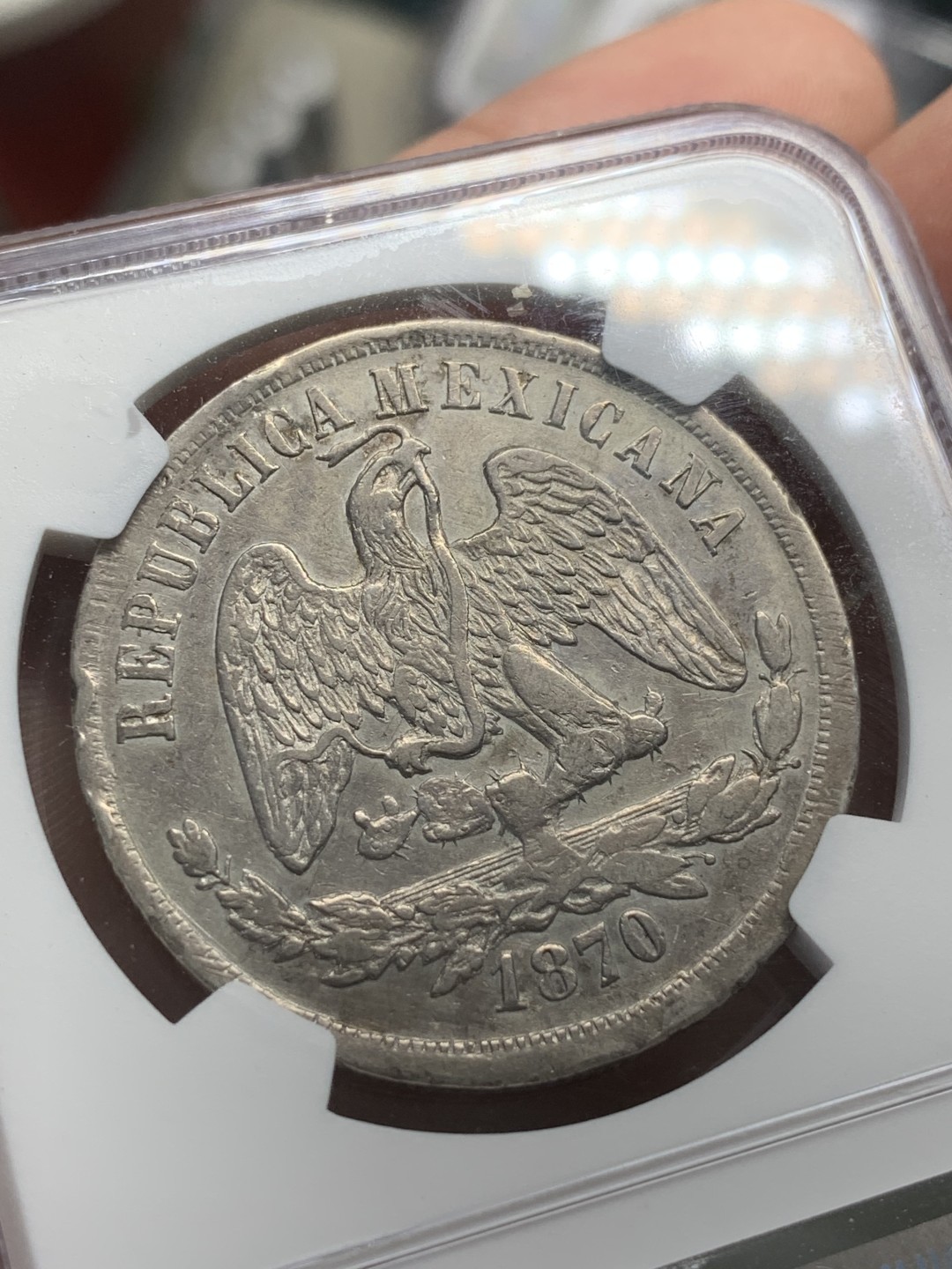 《竞宝斋》第85场-本周日，周一2场连拍（全场不限金额包邮） NGC-AUD  墨西哥 1870年OA E 天平鹰洋 1比索银币 小A版 