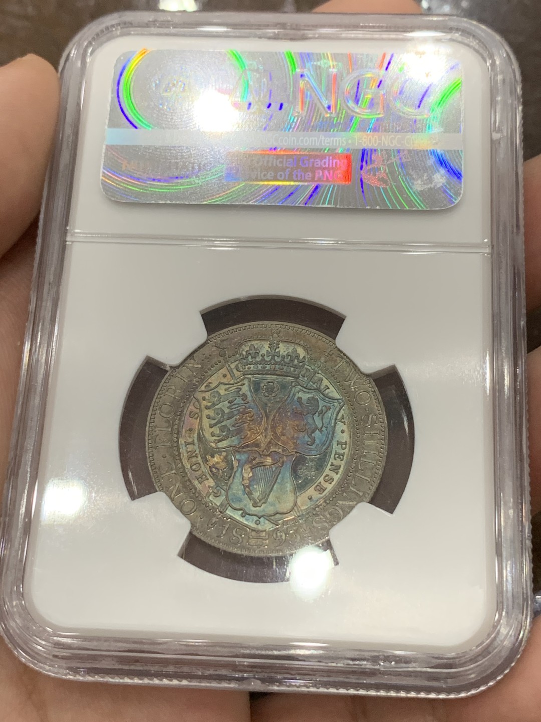 《竞宝斋》第85场-本周日，周一2场连拍（全场不限金额包邮） NGC-PF64 CAMEO 英国1893年 精制维多利亚弗洛林 正面凝霜，背面幻彩