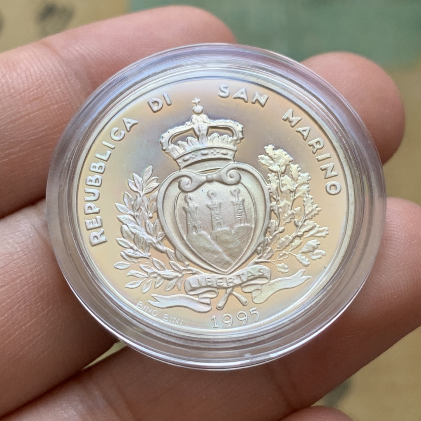 《竞宝斋》第85场-本周日，周一2场连拍（全场不限金额包邮） 原盒证书 圣马力诺1995年 奥运 1000里拉 精制银币 14.6克 835银