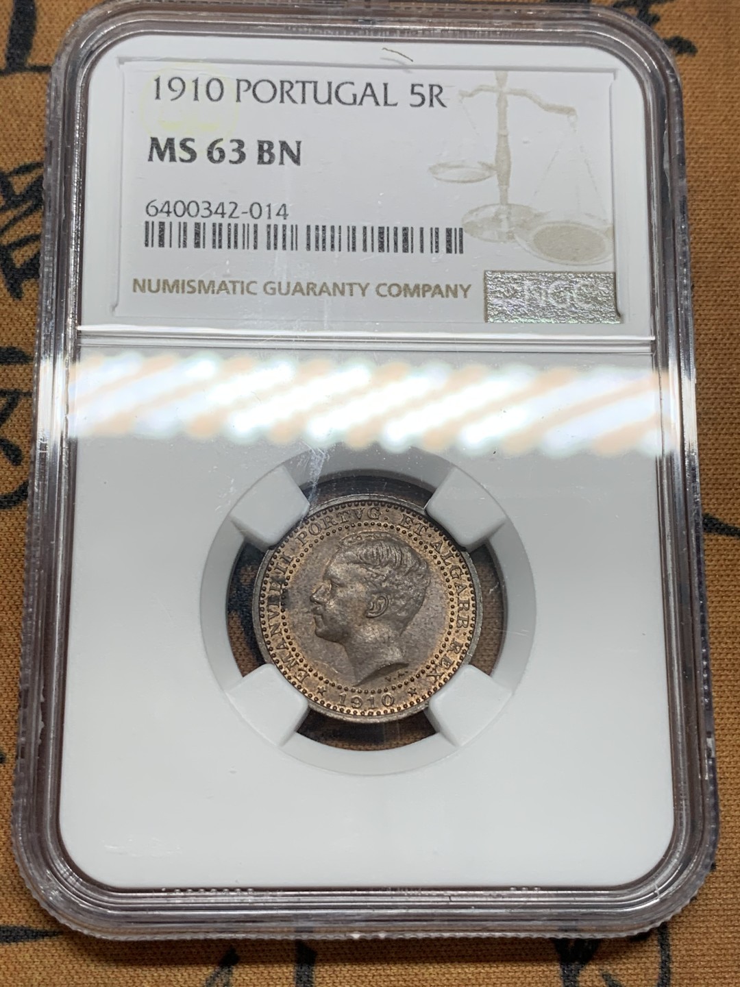 《竞宝斋》第85场-本周日，周一2场连拍（全场不限金额包邮） NGC MS63BN 葡萄牙1910年5瑞斯铜币