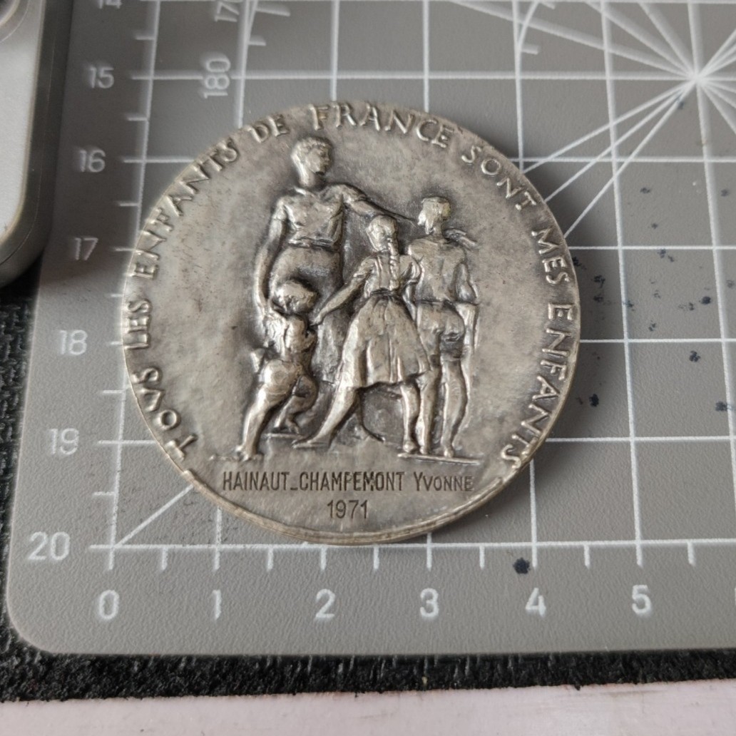 gush小明22818周四 法国1972小学教育纪念银章