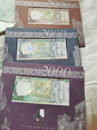马耳他2000年全套3枚(2,5,10里拉)千禧纪念钞 原册同号 实物图 UNC  - 马耳他2000年全套3枚(2,5,10里拉)千禧纪念钞 原册同号 实物图 UNC 