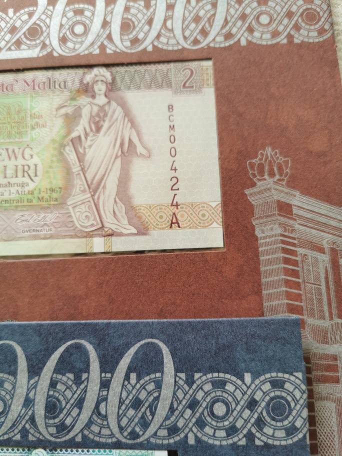 马耳他2000年全套3枚(2,5,10里拉)千禧纪念钞 原册同号 实物图 UNC 