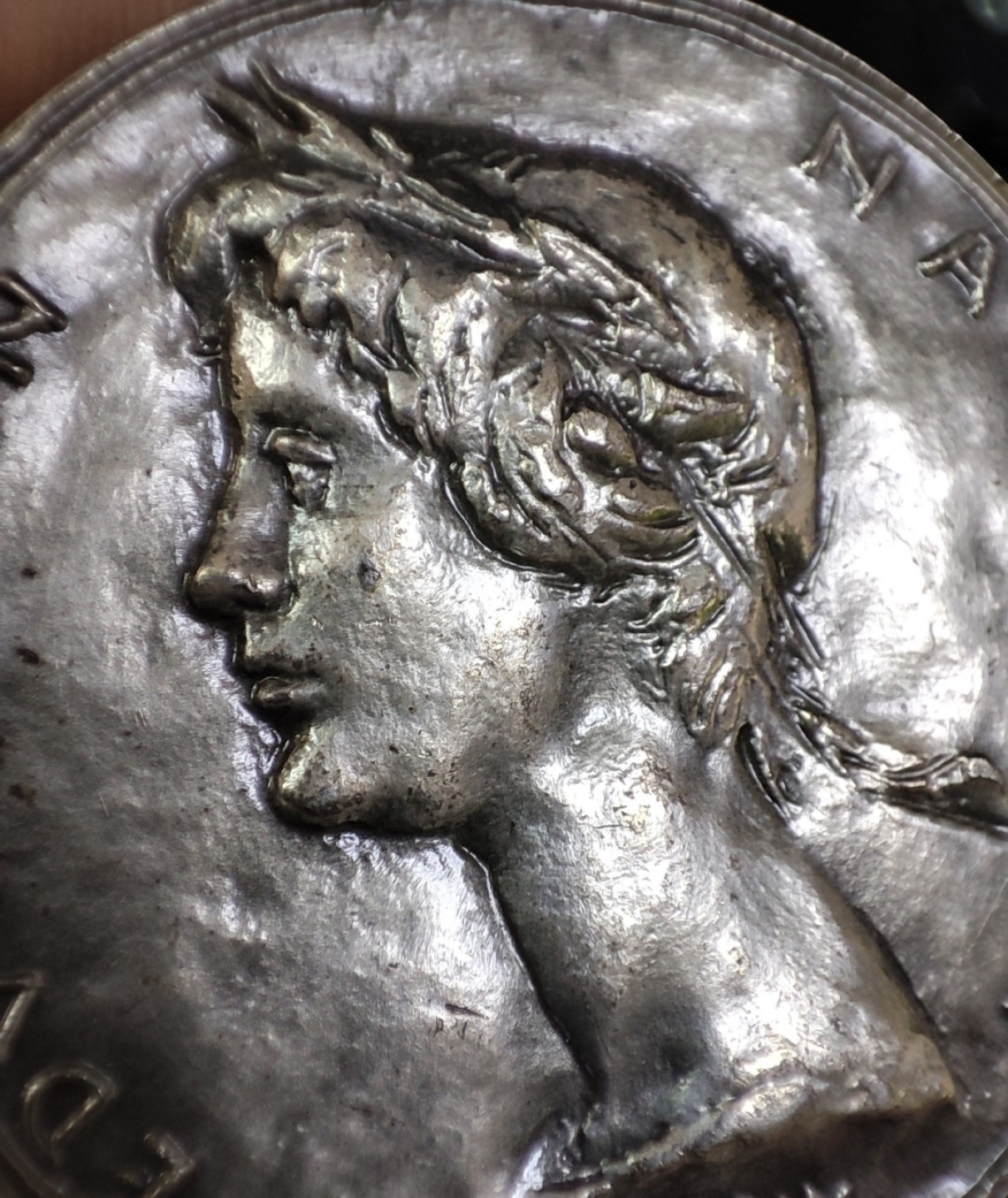 gush小明22818周四 法国1972小学教育纪念银章