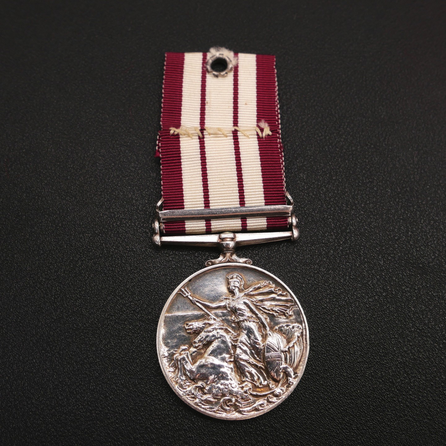 勋章奖章交易所8月20日群拍 银质英国海军常规服役奖章