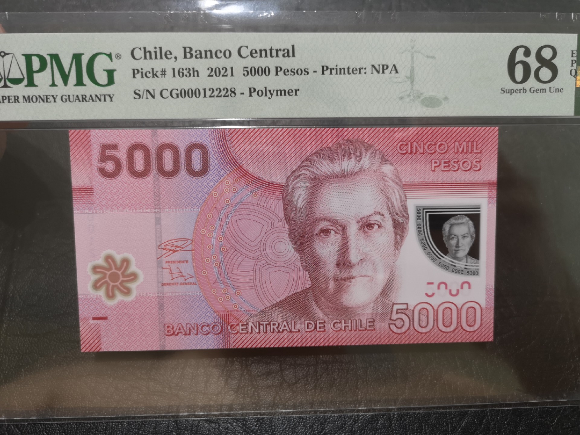 《外钞收藏家》第一百九十六期 2021年智利5000比索 PMG68超高分 无47尾8