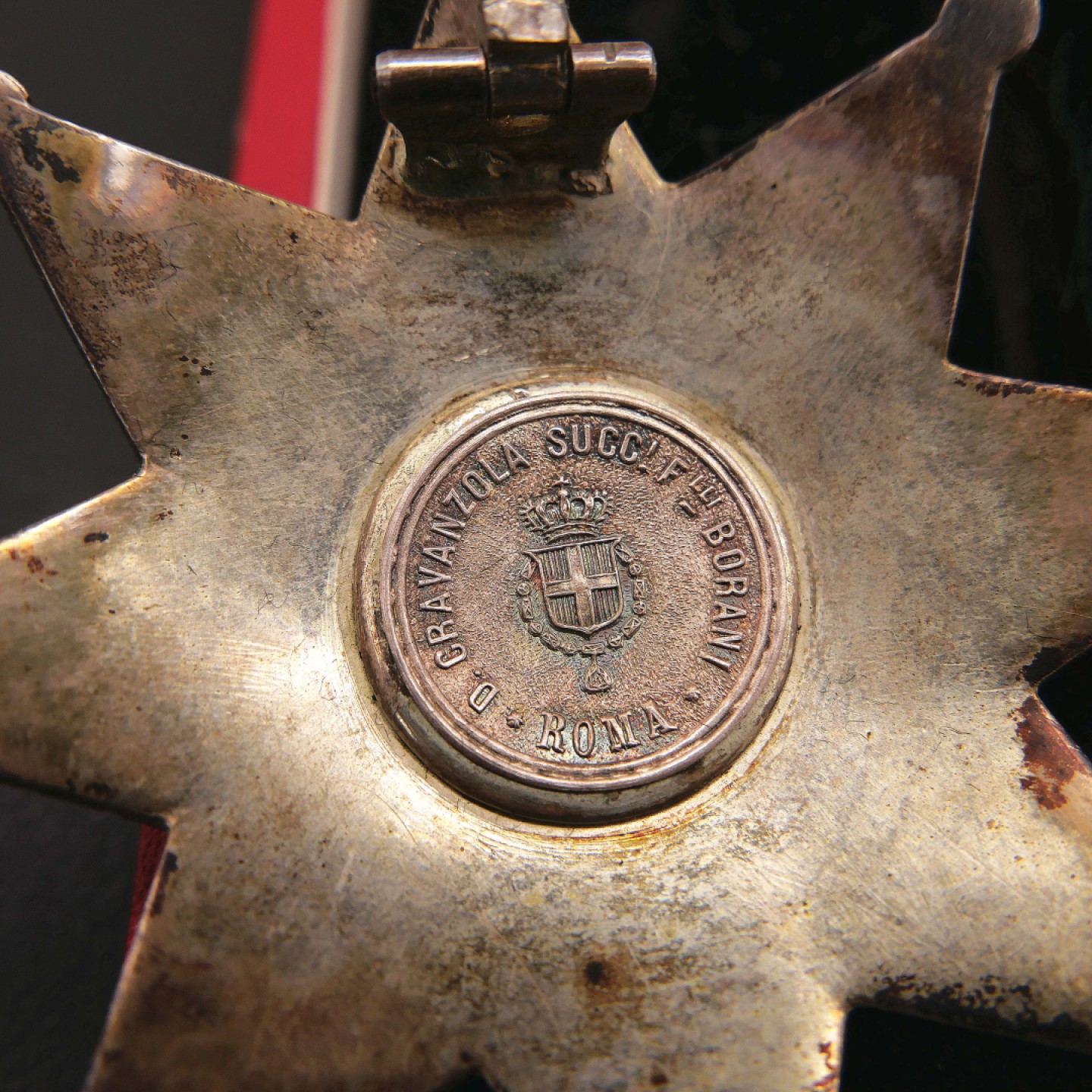 勋章奖章交易所8月20日群拍 金质银质意大利大军官级王冠勋章