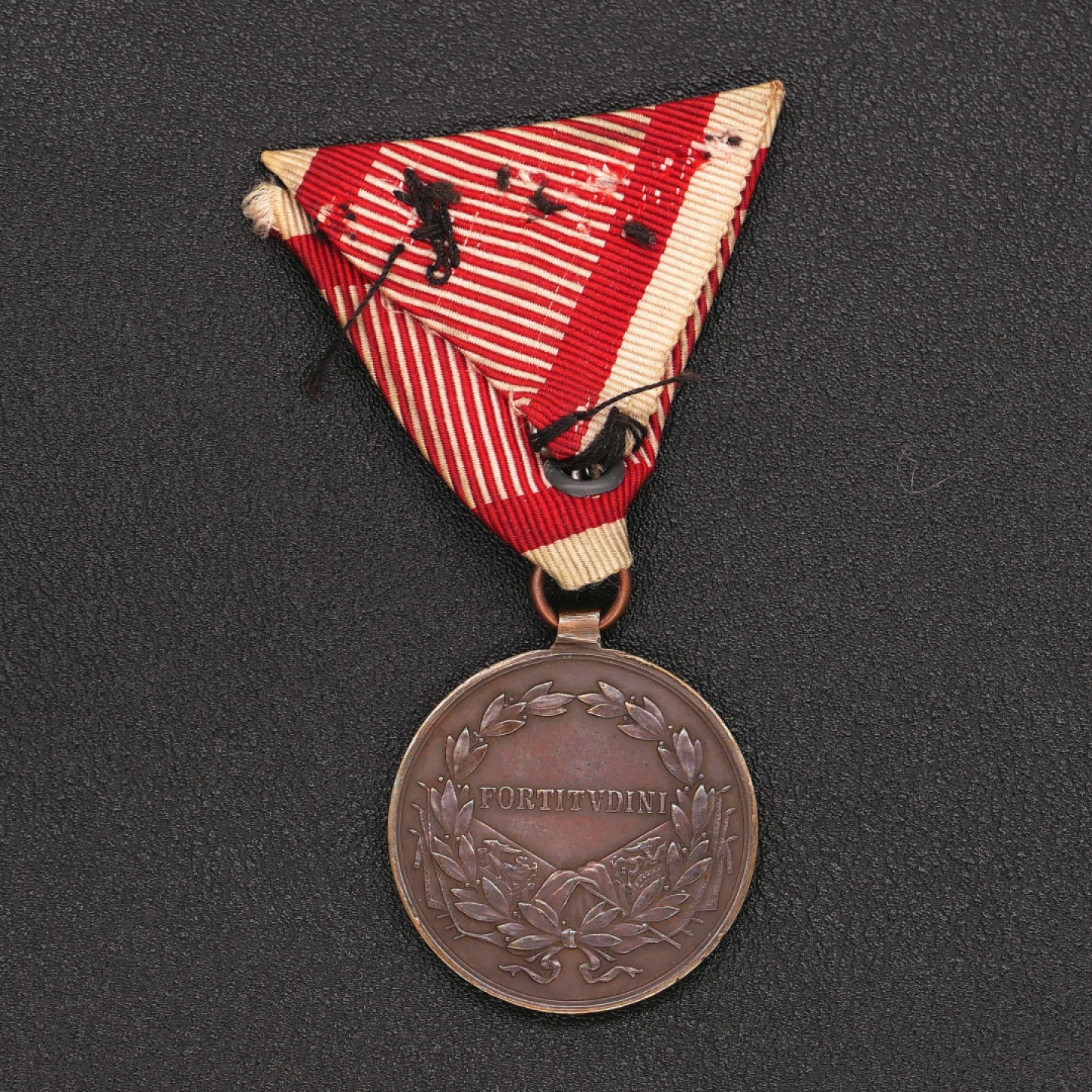 勋章奖章交易所8月20日群拍 奥匈帝国卡尔版勇敢奖章