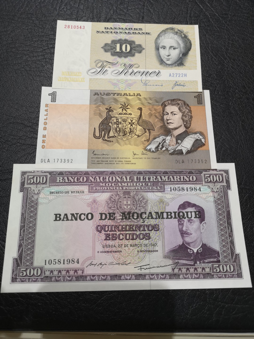 《外钞收藏家》第一百九十六期 丹麦、加拿大、莫桑比克 三张一起 全新UNC