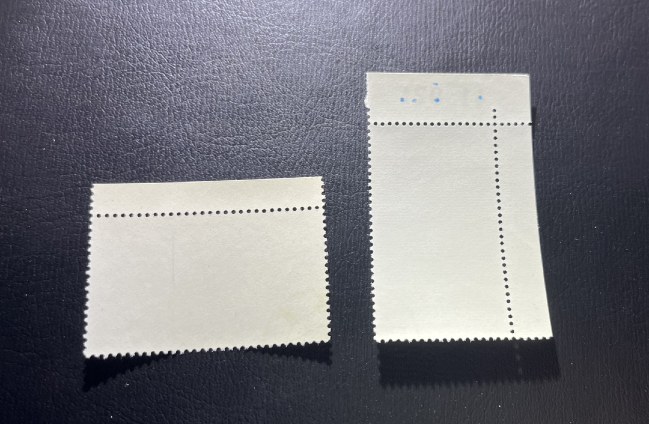 洪涛臻品  精品邮票限时拍卖第六期 特67石油盖  5-5 色标  总筋  白胶  全品   特68新安江盖 4-2数字直角边  白胶  三俗稀缺  全品可评级