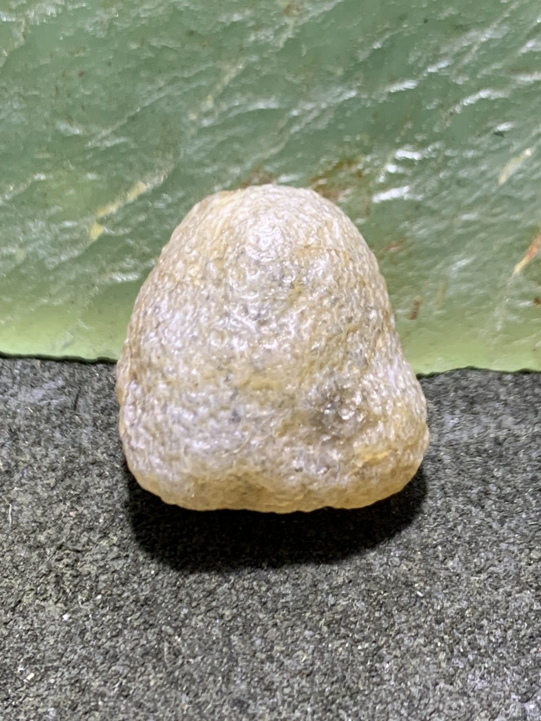放福利！精美天然阿拉善麻皮玛瑙原石珠子一颗，
