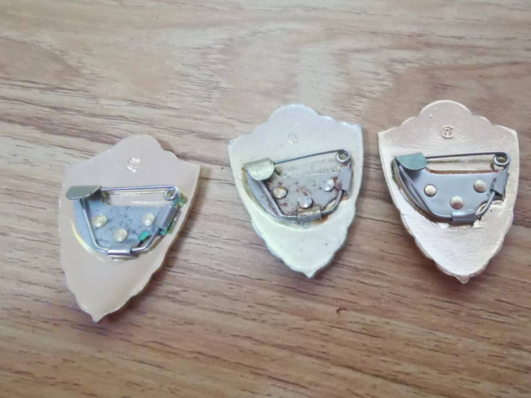 苏联勋章2022年8月拍卖   第五期8月22日-8月25日晚上9点 苏联徽章等级123