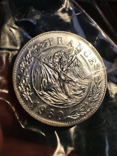 gush小明220825周四 原包装1980法国戴高乐纪念银章