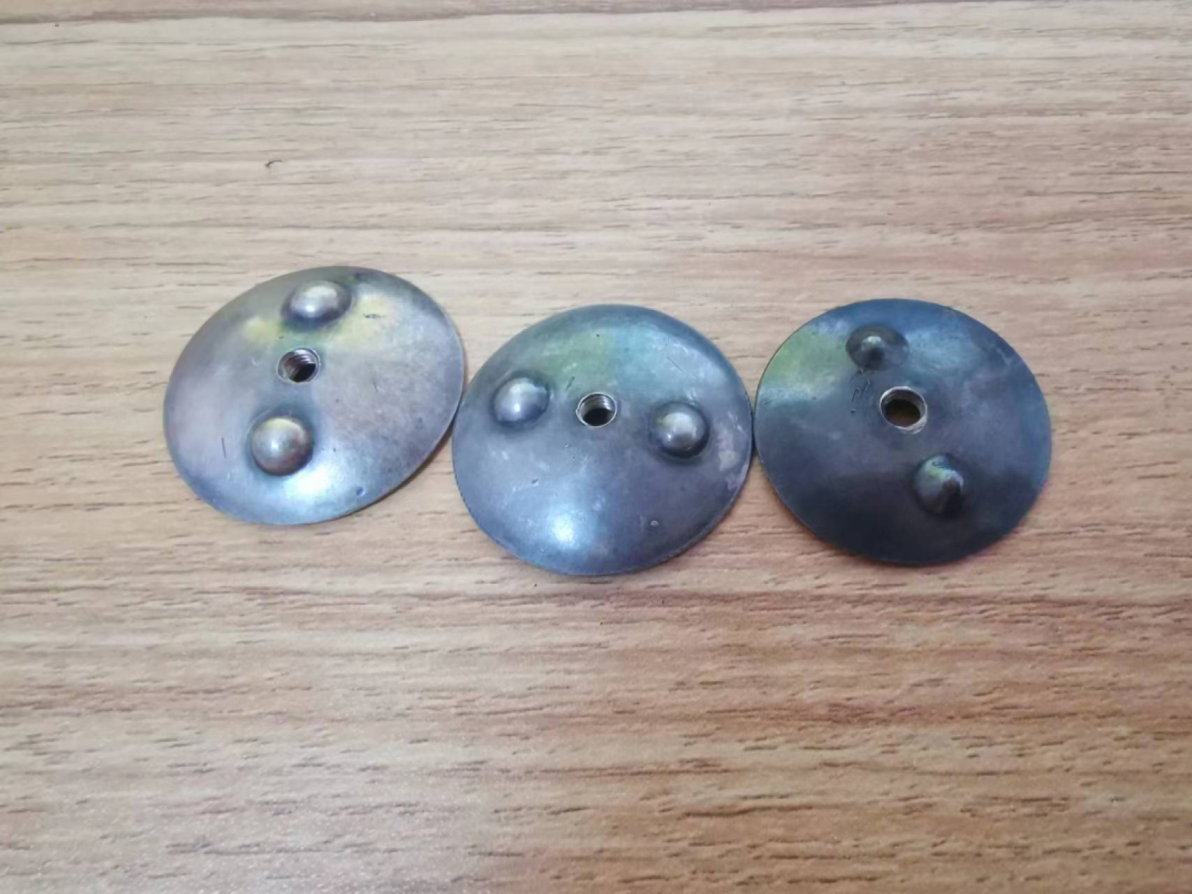 苏联勋章2022年8月拍卖   第五期8月22日-8月25日晚上9点 苏联勋章银质后盖3个