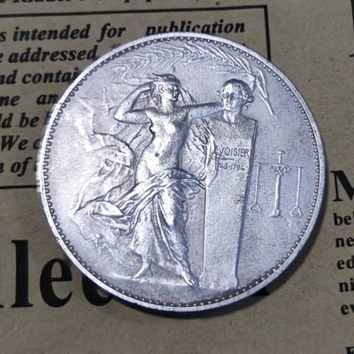 gush小明220825周四 法国公证处镀银铜章