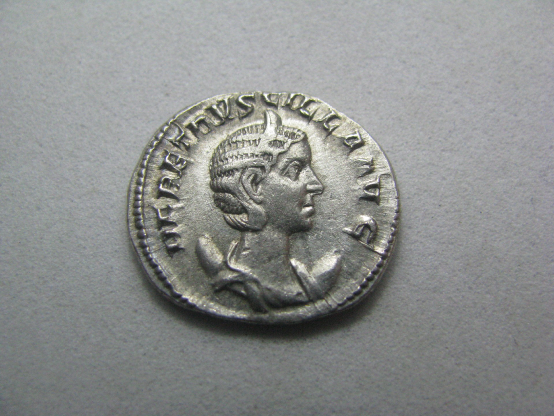 “王之爱好”~古罗马帝国钱币 皇后 埃卓西拉 （生卒年不详）