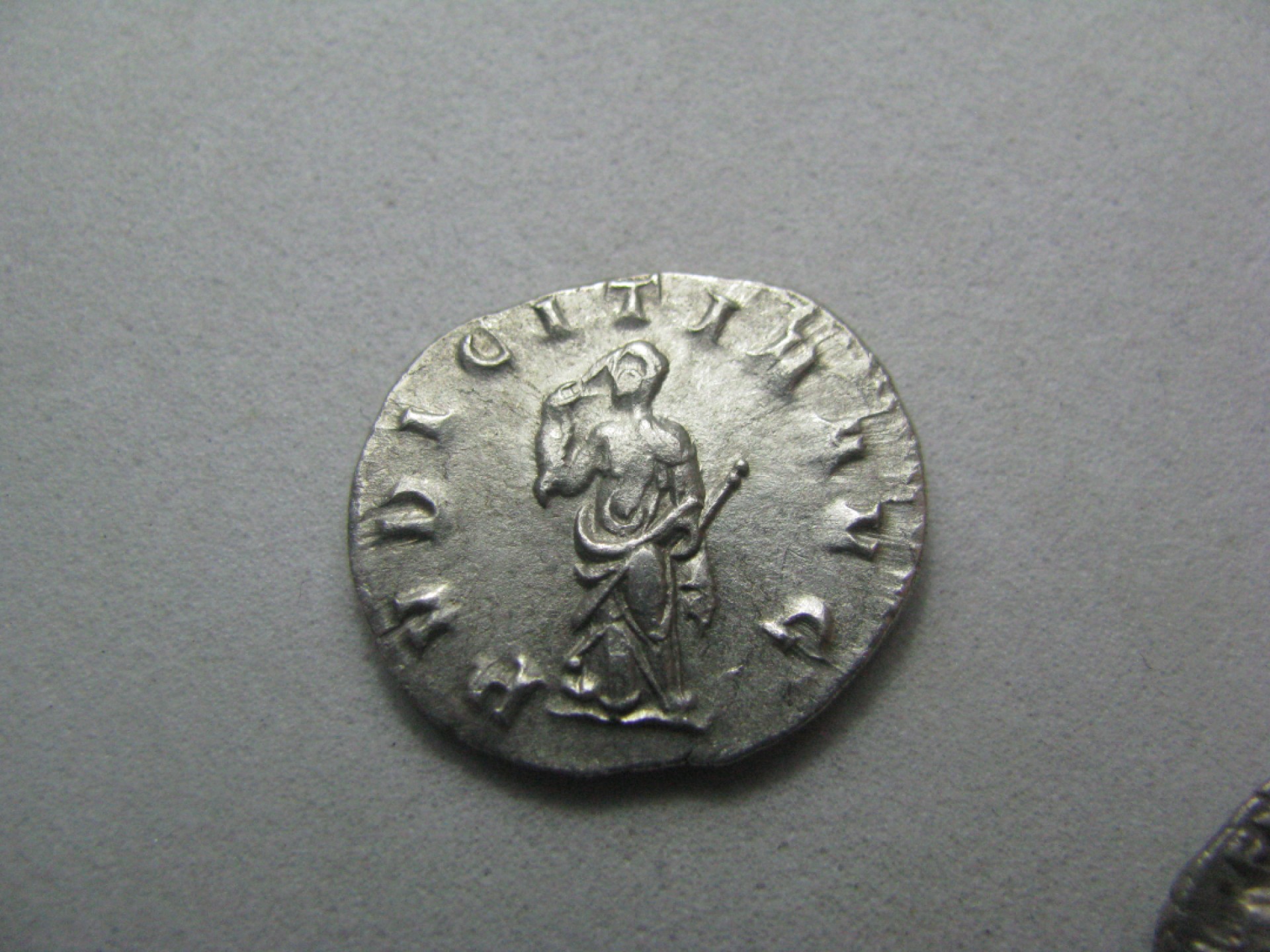 “王之爱好”~古罗马帝国钱币 皇后 埃卓西拉 （生卒年不详）