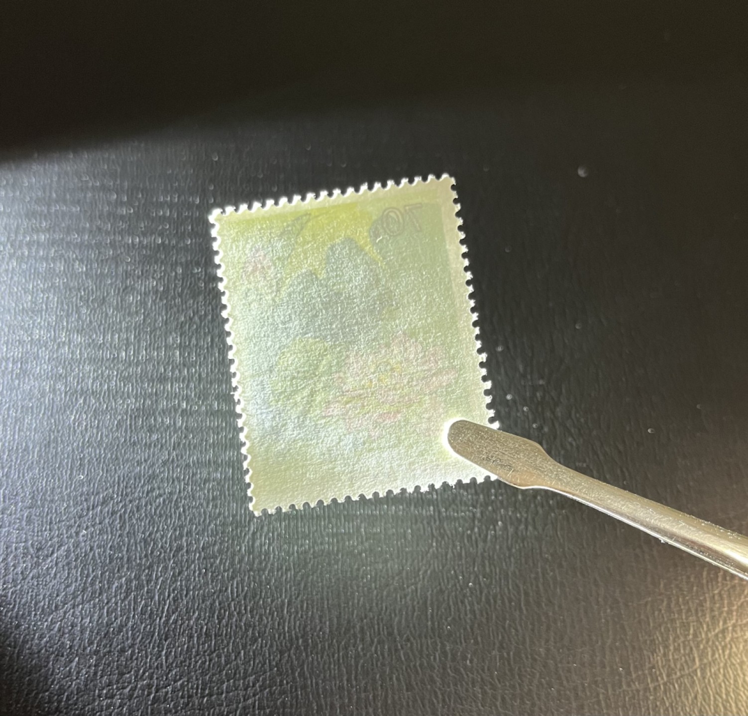 洪涛臻品  精选邮票限时拍卖第九期 T54 荷花4-4 70分总筋新一枚 ，版撕全品，齿孔漂亮，白润，可直接评级。目前一套价格接近400，这一枚基本能顶一套，其他都是绿叶，注意捡漏