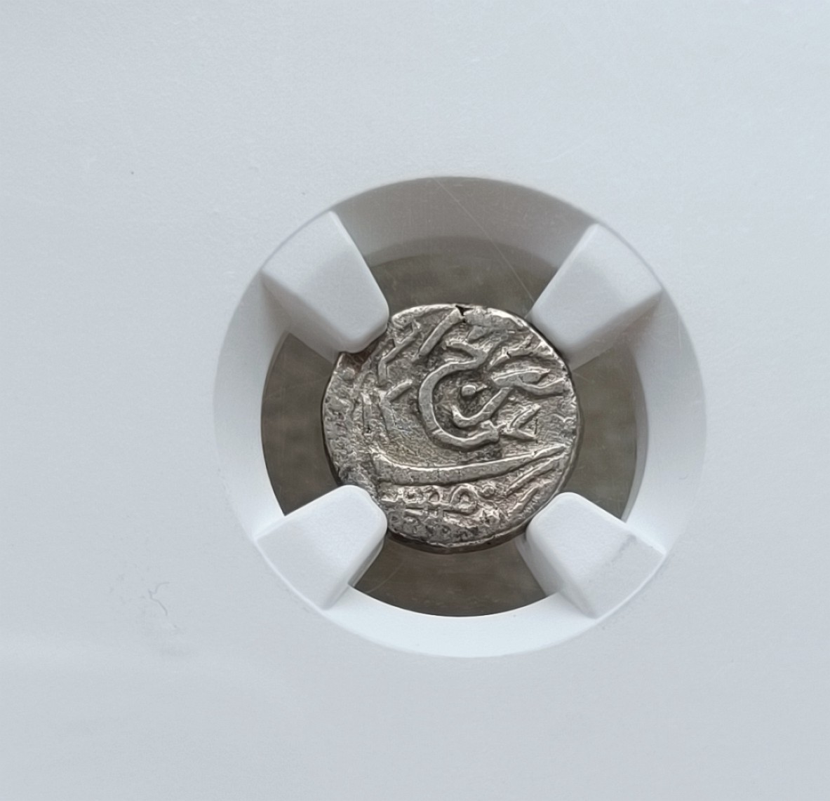 彼得堡世界钱币勋章拍卖第14期，本周五8月26号晚七点半0元起拍