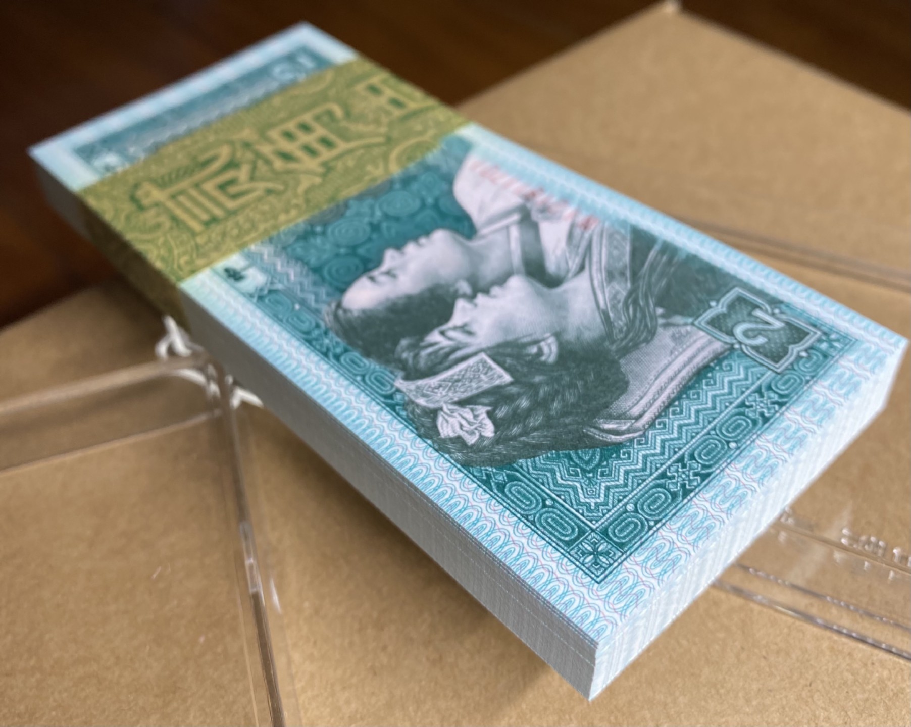 大黄蜂拍卖第65期 8002裸币WI21811701百连，绝品无斑